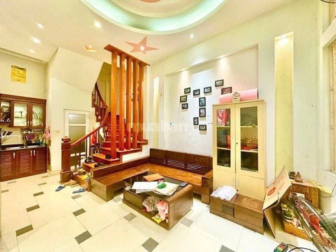 DUY NHẤT! Quận Cầu Giấy phố Nguyễn Khang Ngõ thông 30m 5 tầng 4m mặt t