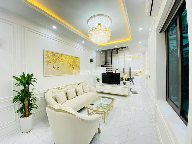 Nhà Đẹp Lô Góc, Gần Đường Ô TÔ, Đường Láng 53m, mt 4.1m, giá 14.2 tỷ