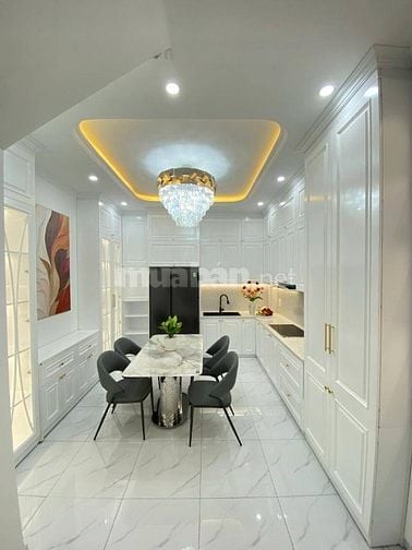 Nhà Đẹp Lô Góc, Gần Đường Ô TÔ, Đường Láng 53m, mt 4.1m, giá 14.2 tỷ