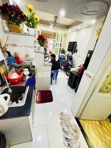 Nhà Quận 5 khu VIP P5Q5 cách mặt tiền đường lớn Bạch Vân 50m👍