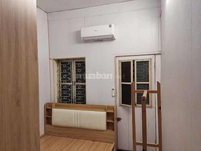 Chính chủ bán nhà 3 tầng phố Thanh Nhàn hơn 4 tỷ 
