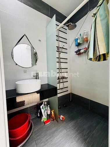 Nhà 11/6 Liên Khu 2-10. 4x11. Trệt Lầu. Hẻm 5m thông. 4,38 Tỷ