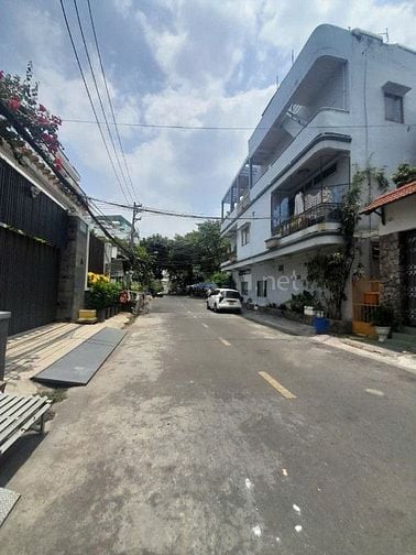 CỰC GẮT ! NHÀ CẤP 4 MT CƯ XÁ PHÚ LÂM D P10 Q6 (4X17,5) GÍA CHỈ 9,5 TỶ
