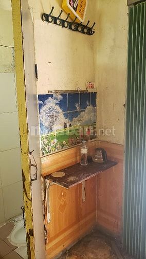 Chính chủ cho thuê phòng khép kín, vị trí đẹp ở phố Hào Nam