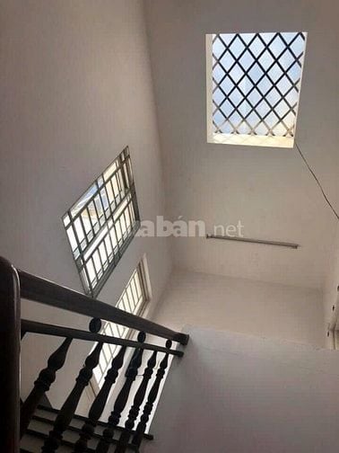 NHÀ 3 TẦNG HXH - NGUYỄN THỊ ĐỊNH - LÊ VĂN THỊNH