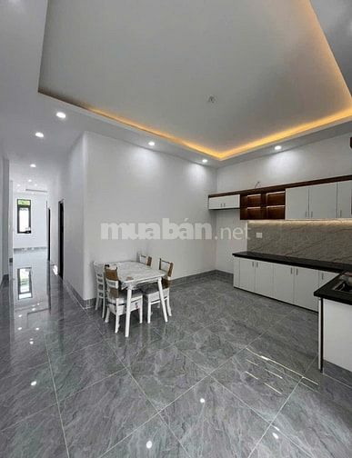 CHỦ NGỘP BÁN GẤP NHÀ ĐẸP TT. HÓC MÔN – GIÁ 880 TRIỆU – SỔ HỒNG RIÊNG