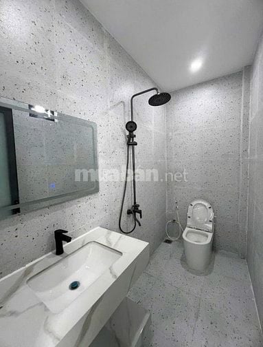 CHỦ NGỘP BÁN GẤP NHÀ ĐẸP TT. HÓC MÔN – GIÁ 880 TRIỆU – SỔ HỒNG RIÊNG