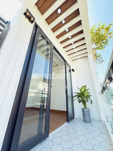 Cách mặt tiền Hưng Phú chỉ 10m P9Q8