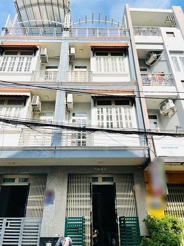 MẶT TIỀN ĐƯỜNG SỐ TẠ QUANG BỬU KẾ CC GIAI VIỆT Q8 DT 50M2,Ô TÔ TRÁNH.