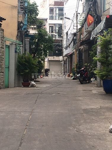 BÁN NHÀ - 2 TẦNG -   PHAN XÍCH LONG -  PHƯỜNG 3 -  PHÚ NHUẬN.
