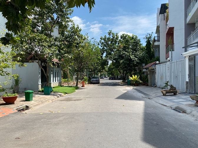 Bán nhà An Phú căn góc kdc Phú Nhuận đường TV. Nhiếp Q.2 (172m2) 32 tỷ