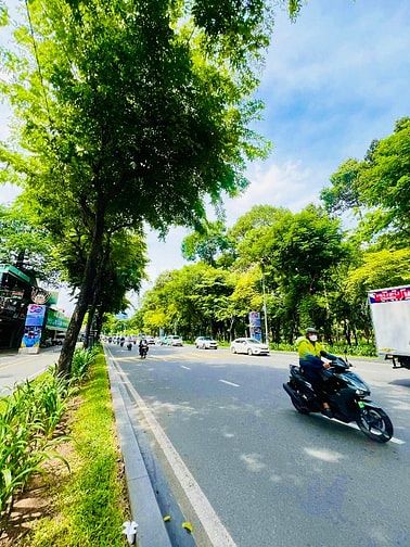 MẶT TIỀN KD SÂN BAY" TRẦN QUỐC HOÀN" 225m2 ( 12x22m ) TIỆN XÂY TOÀ NHÀ