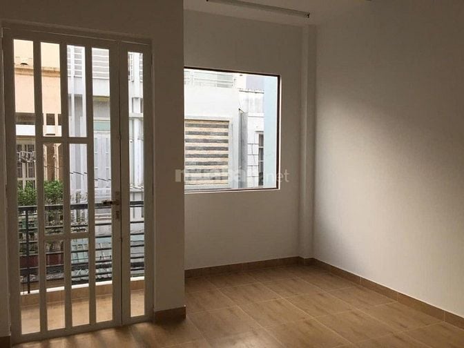 Nhà nở hậu 3.7x15m, 2 tầng HXH Âu Dương Lân, Q8 - thế đất sinh lộc