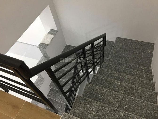 Nhà nở hậu 3.7x15m, 2 tầng HXH Âu Dương Lân, Q8 - thế đất sinh lộc