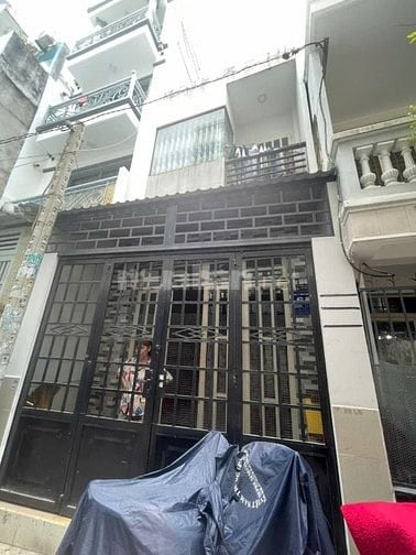 Nhà nở hậu 3.7x15m, 2 tầng HXH Âu Dương Lân, Q8 - thế đất sinh lộc