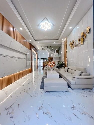Bán Nhà SHR (Hỗ Trợ Bank 80%) Cách Chợ Bình Thành 300m, DT 4x15m, 2Lầu
