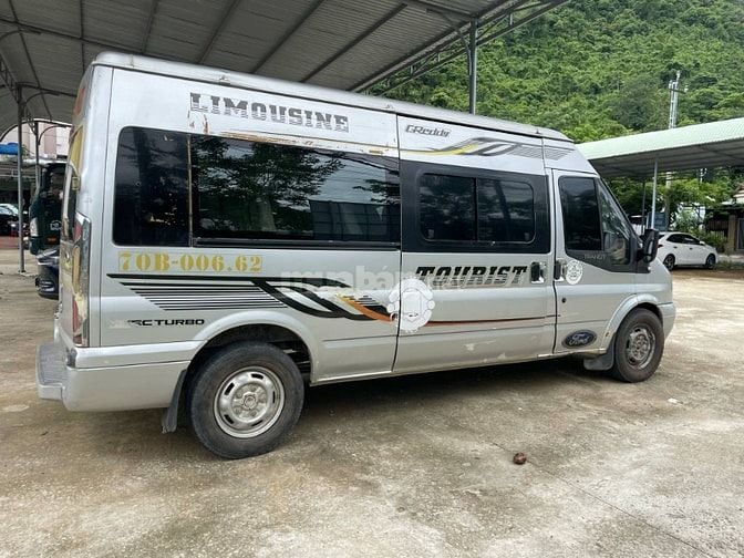 bán fordtransit 2013,máy êm, điều hòa tê tái.