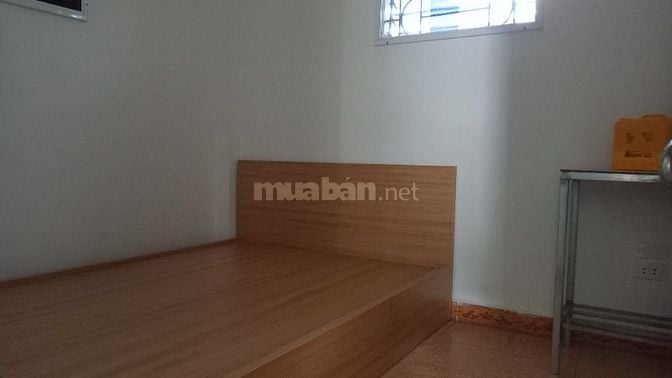 Cho thuê phòng trọ phú diễn . Dt. 15 m2  đủ tiện nghi. 2,5 tr/ 1 thang