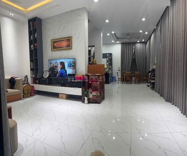 Bán biệt thư 2 mặt tiền ven sông Sài Gòn p13 Bình Thạnh giá 34 tỷ