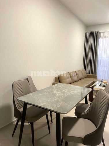 chung cư Saigon Airport, Tân Bình: 95m2,2p ngủ,nội thất, 18tr/th