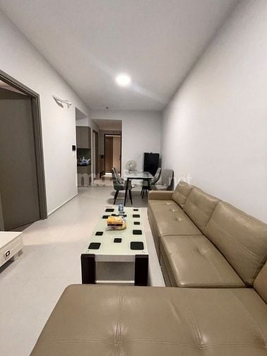 chung cư Saigon Airport, Tân Bình: 95m2,2p ngủ,nội thất, 18tr/th