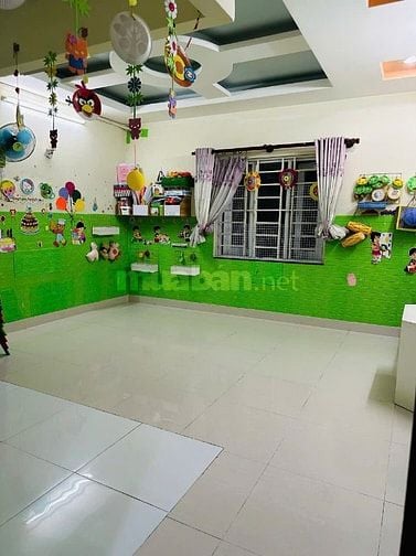 cần bán nhà mặt tiền đường số 17B, P.bình hưng hòa. DT 5x25m 3 lầu