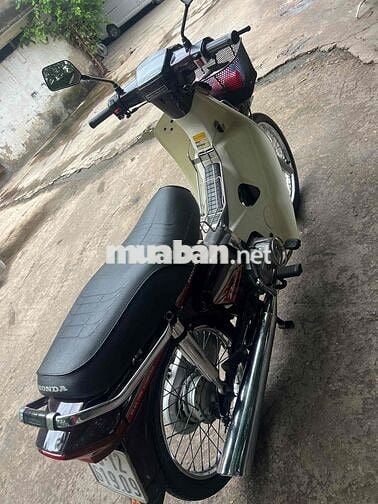nhà chật nên bán xe