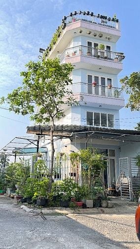 nhà góc 2mt tiện kinh doanh đa nghành nghề 