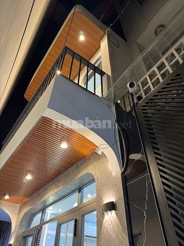 Luxury House 1 lầu đẹp lung linh, có phòng trệt khu VIP Hoàng Văn Thụ