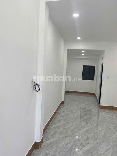 Cho thuê nhà nguyên căn 100m2 mặt tiền đường Phạm Thế Hiển, P4, Q8