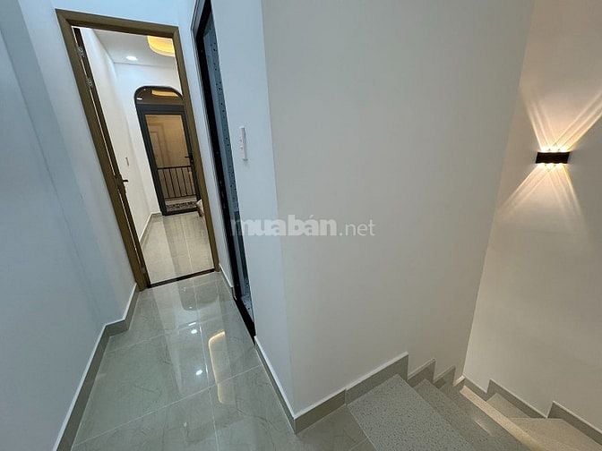Luxury House 1 lầu đẹp lung linh, có phòng trệt khu VIP Hoàng Văn Thụ