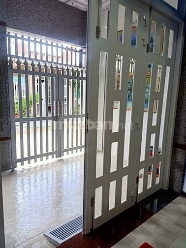 Cô tuyết bán nhà cấp 4,võ trần chí  5x16, 83,3m2. 630Tr ,tặng nội thất