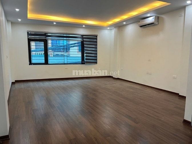 Bán nhà Hồ Tùng Mậu, 35m2 x 5 tầng, dân xây, chủ tặng lại nội thất