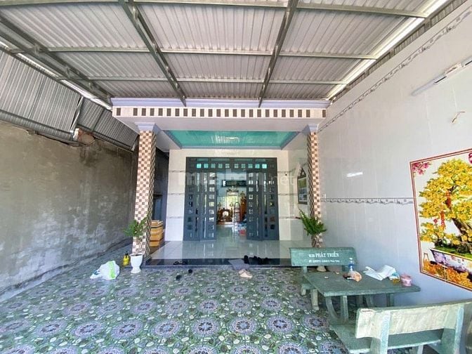 Cần bán gấp nhà cấp 4 ở ngay đường Nguyễn Thị Lắng 100m2 SHR giá 780tr