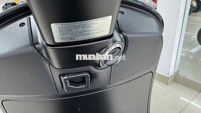 Vespa GTS Super Sport 150 Đen Sần 2025