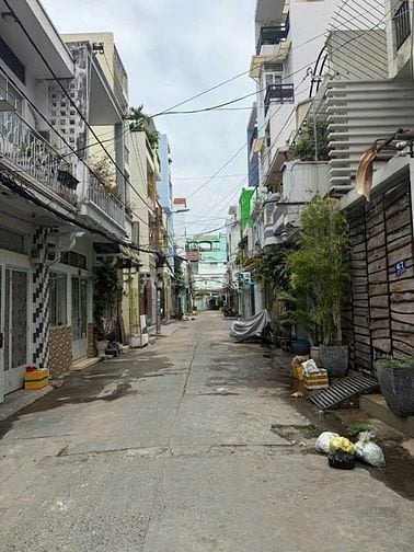 Bán nhà đường Lê Văn Sỹ, Phường 13, Quận 3
