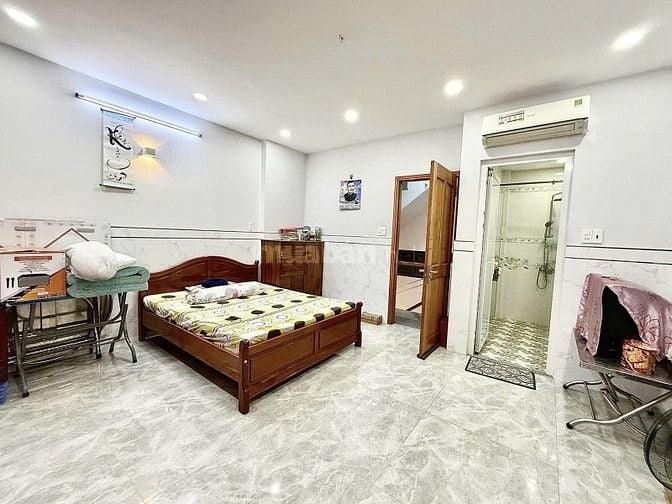 SIÊU PHẨM 4 TẦNG GẦN PHAN XÍCH LONG – NHIÊU TƯ PHÚ NHUẬN 