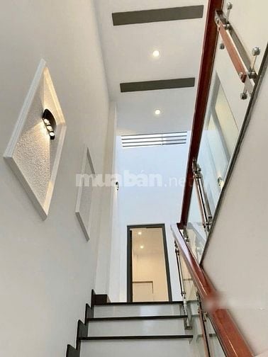 BÁN NHÀ 1 TRỆT 1 LẦU 4 PHÒNG NGỦ NGAY CHỢ THÁI HÒA GIÁ 1,7 TỶ