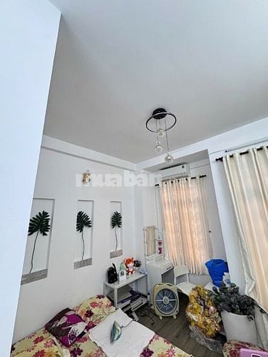 Bán nhà 3 tầng Phạm Văn Chiêu P14 Gò Vấp. Diện tích 4x18 giá 6T5 TL ! 