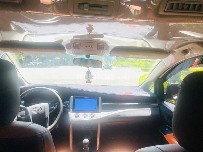 CHÍNH CHỦ BÁN XE TOYOTA INNOVA MÀU TRẮNG 