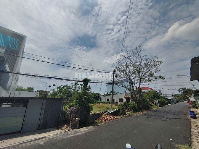 ĐẤT BIỆT THỰ CÁCH 150M CHỢ VIỆT MỸ