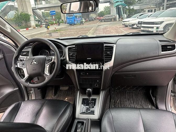 Bán Mitsubishi Triton 2021 Mivec Premium màu bạc