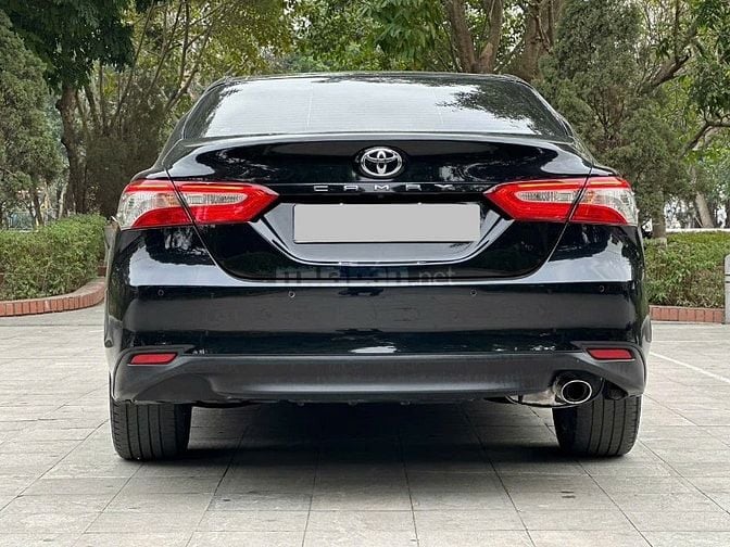 Bán camry 2020-2.0G giá 7xx xe zin