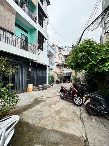 Đất trống hxh 130m2 (5.2x20m) nở hậu, Hoàng Hoa Thám Bình Thạnh 11tỷ x