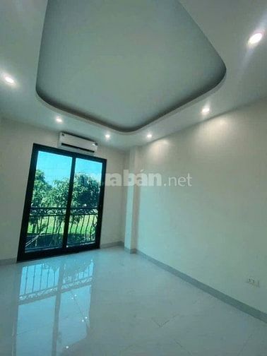 💥SIÊU PHẨM PHỐ XỐM -VỊ TRÍ VÀNG -Ô TÔ TRÁNH - CÁCH MẶT PHỐ VÀI BƯỚC💥