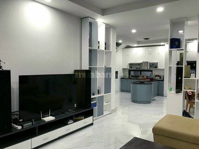 Bán nhà biệt thự Quận 2 đường Nguyễn Duy Trinh KDC 10 mẫu (165m) 24 tỷ
