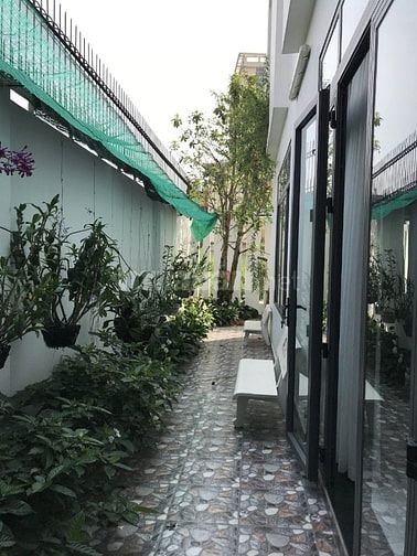 Bán nhà biệt thự Quận 2 đường Nguyễn Duy Trinh KDC 10 mẫu (165m) 24 tỷ