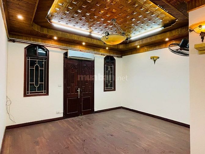 CC bán nhà 5T 75m2 Mt 6m mặt phố Đặng Thuỳ Trâm - Cầu Giấy làm VP, Cty