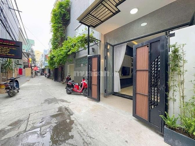Bán nhà 60m2 Võ Văn Tần, Quận 3, hẻm rộng, cho thuê tốt chỉ 2.8 tỷ