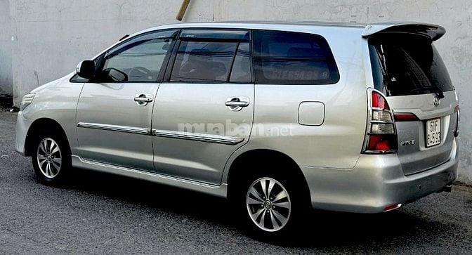 Bán rẻ TOYOTA INNOVA AT SX 2016 biển VIP 9 NÚTZIN A-Z rất đẹp như mới 